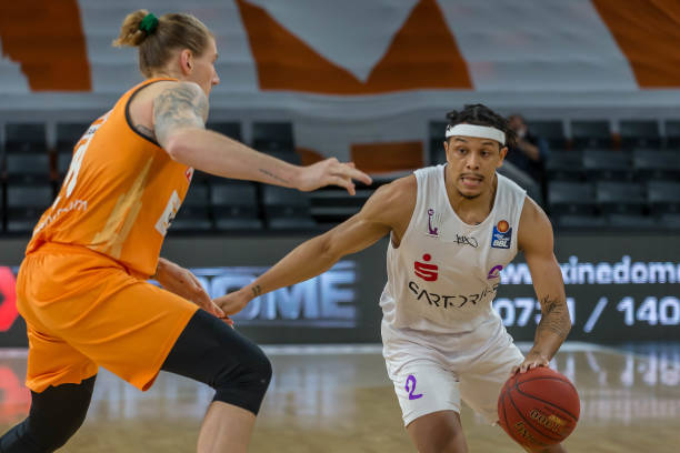 仅象征着个 仅象征着个